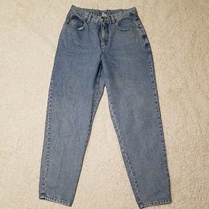 Vintage high waisted jeans